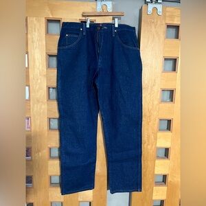 Wrangler Relaxed Fit Jeans, NWOT, 36x32